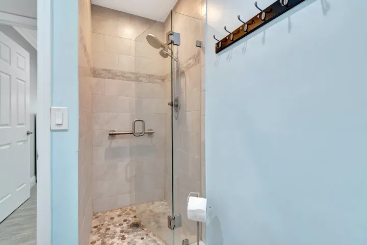 shower 148 waterford