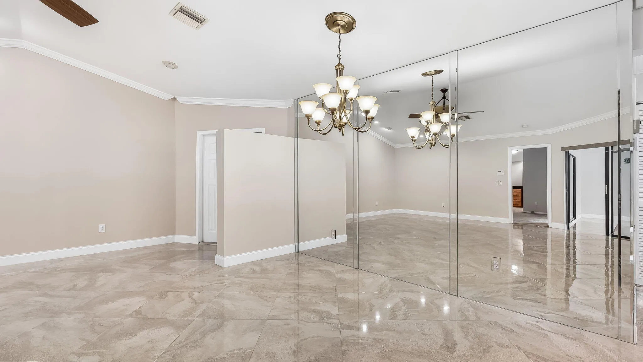 Living/Dining Room