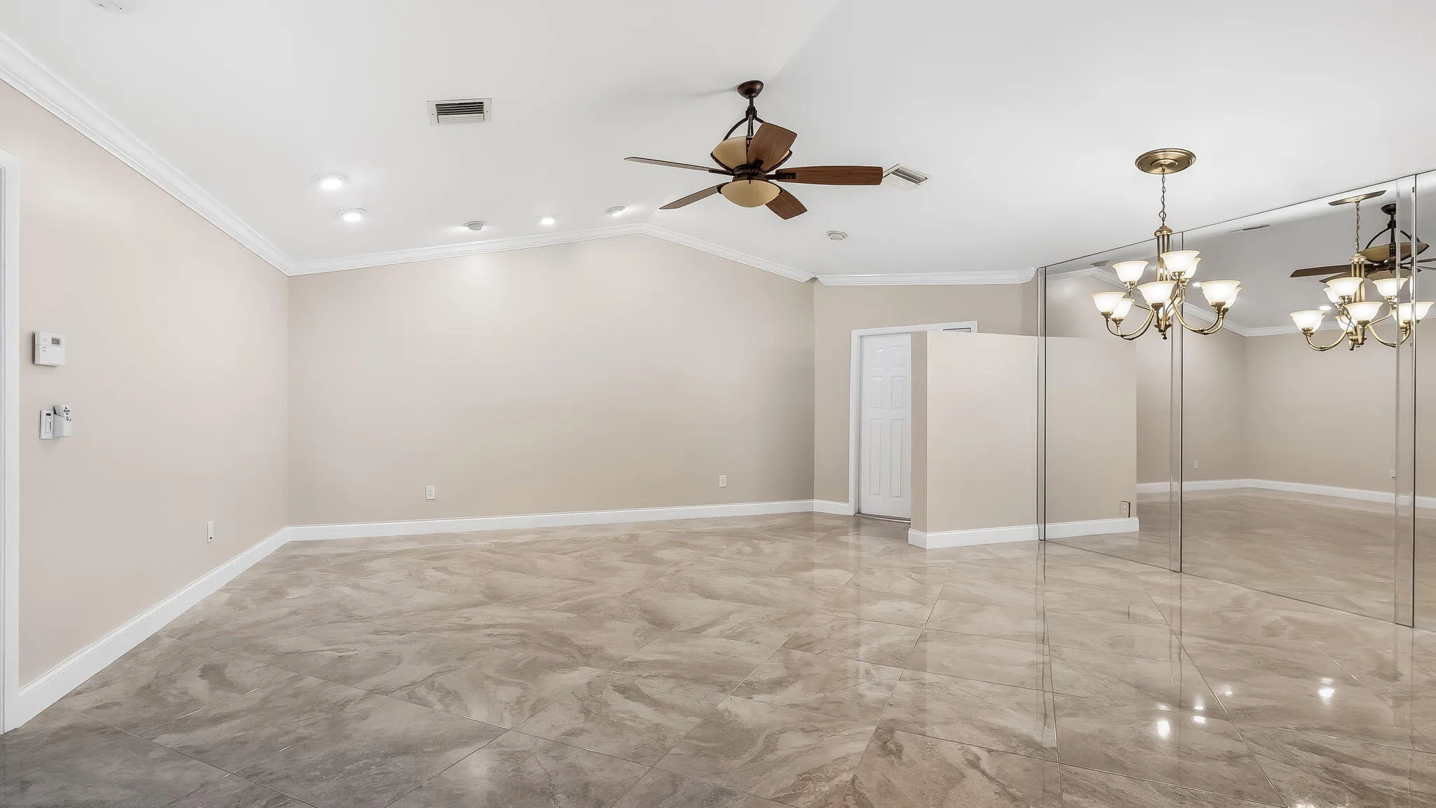 Living/Dining Room