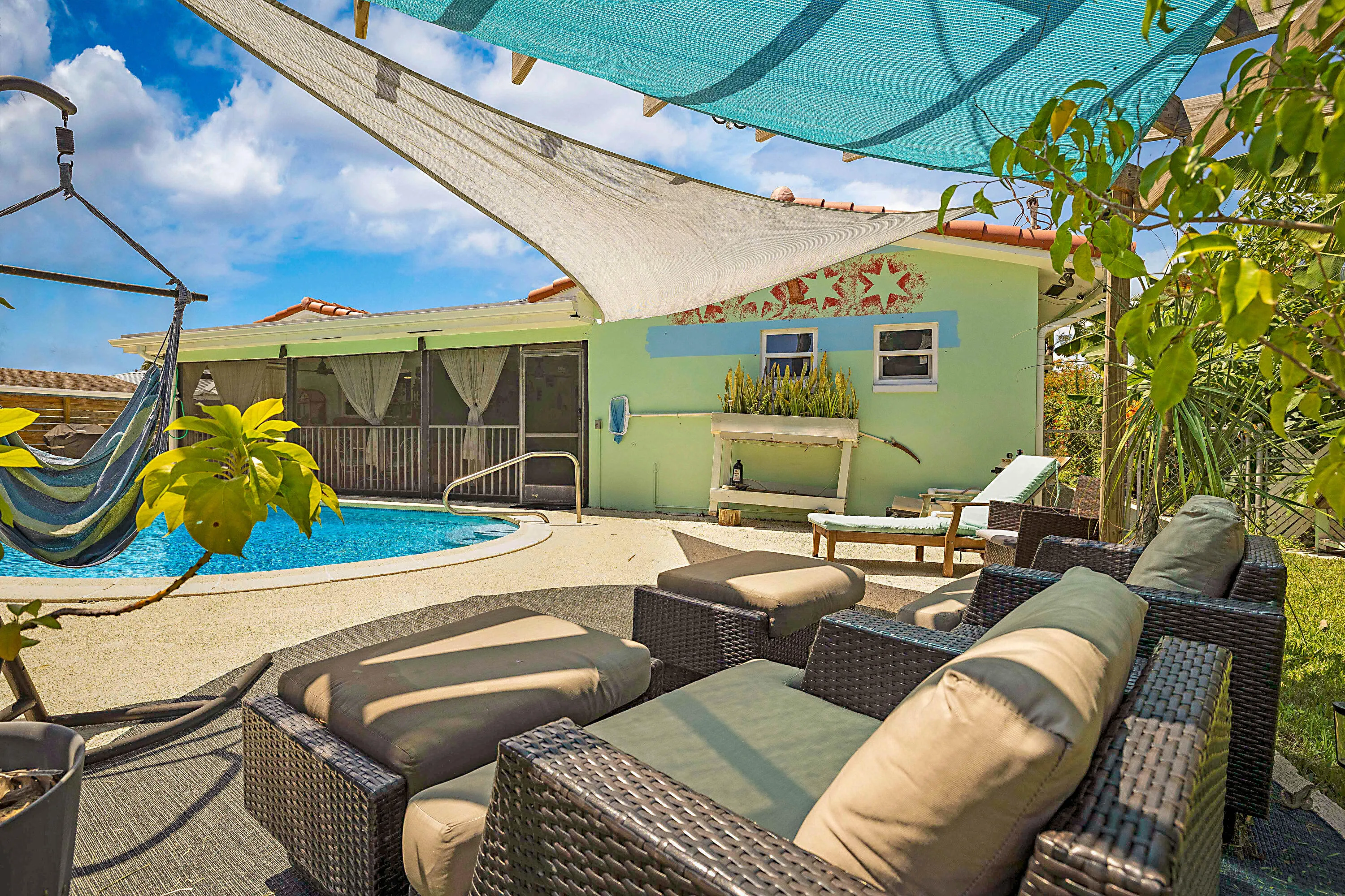 2242 NW 3rd Court-34