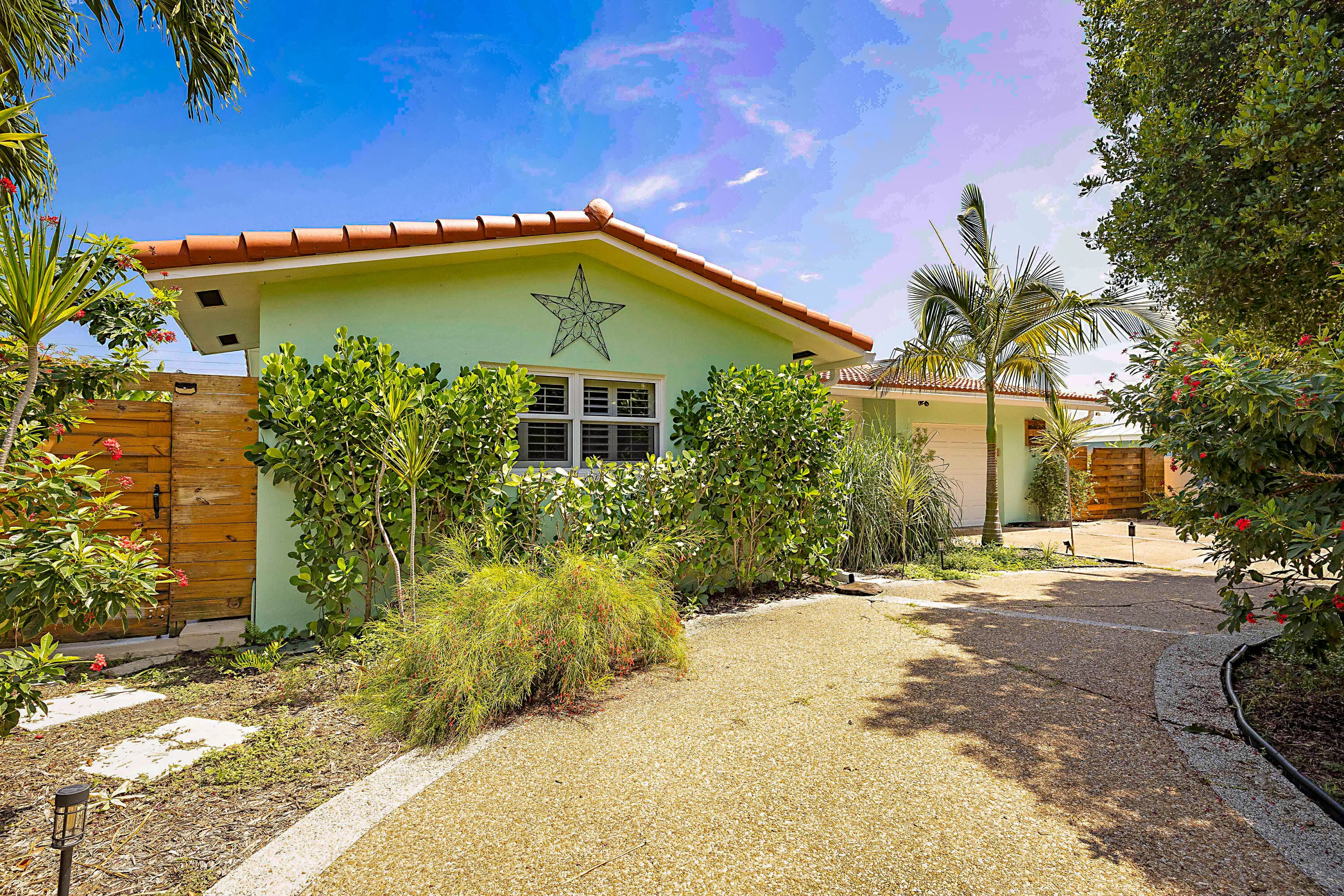 2242 NW 3rd Court-40