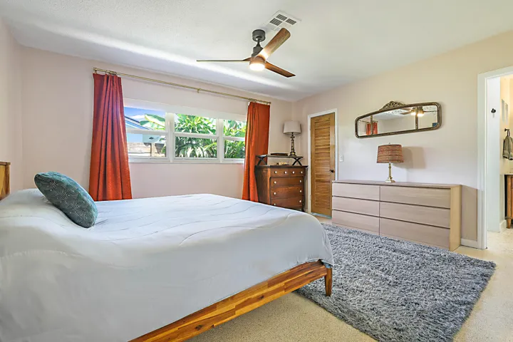 2242 NW 3rd Court-18