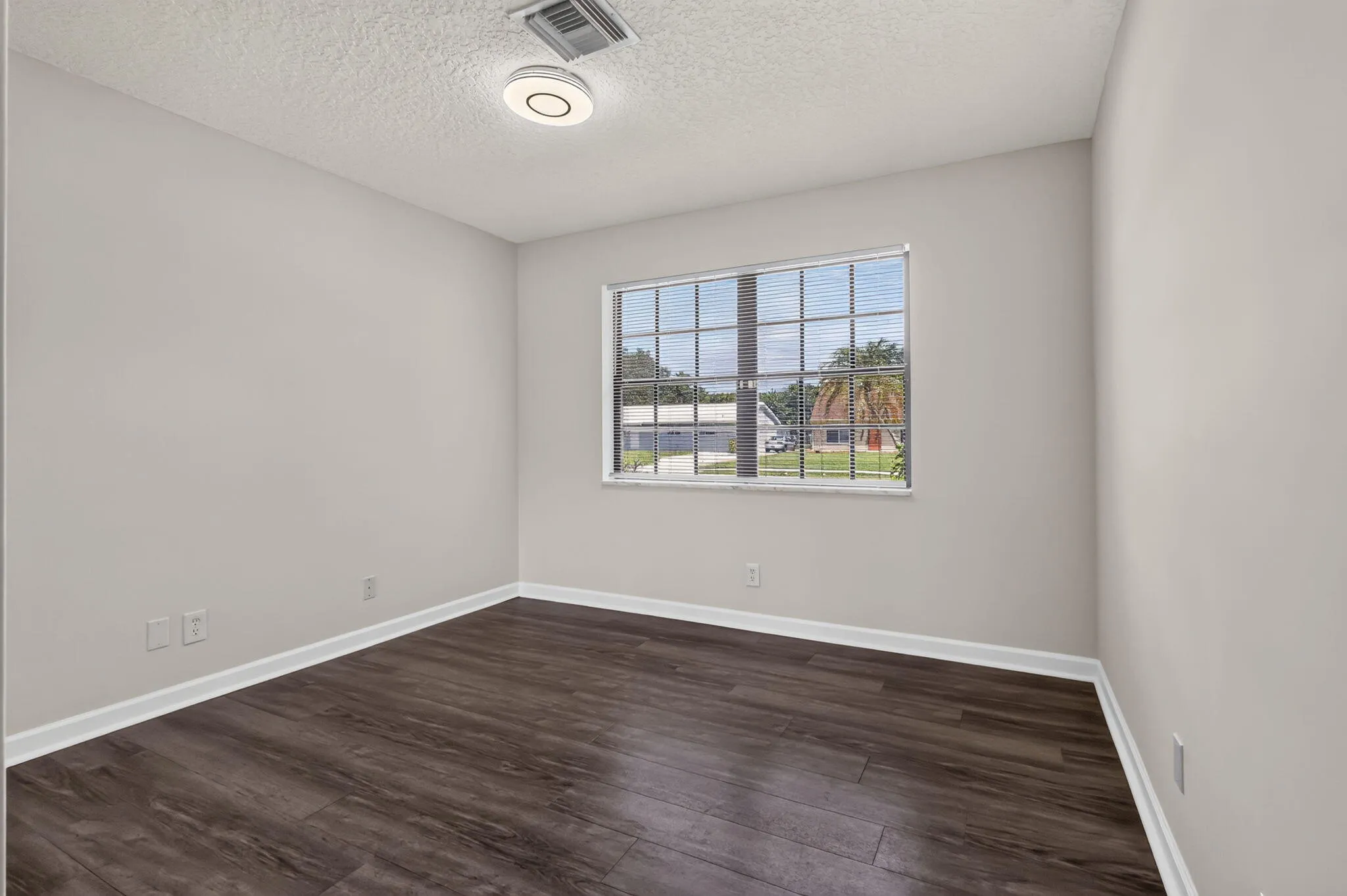 27-web-or-mls-_14A4067