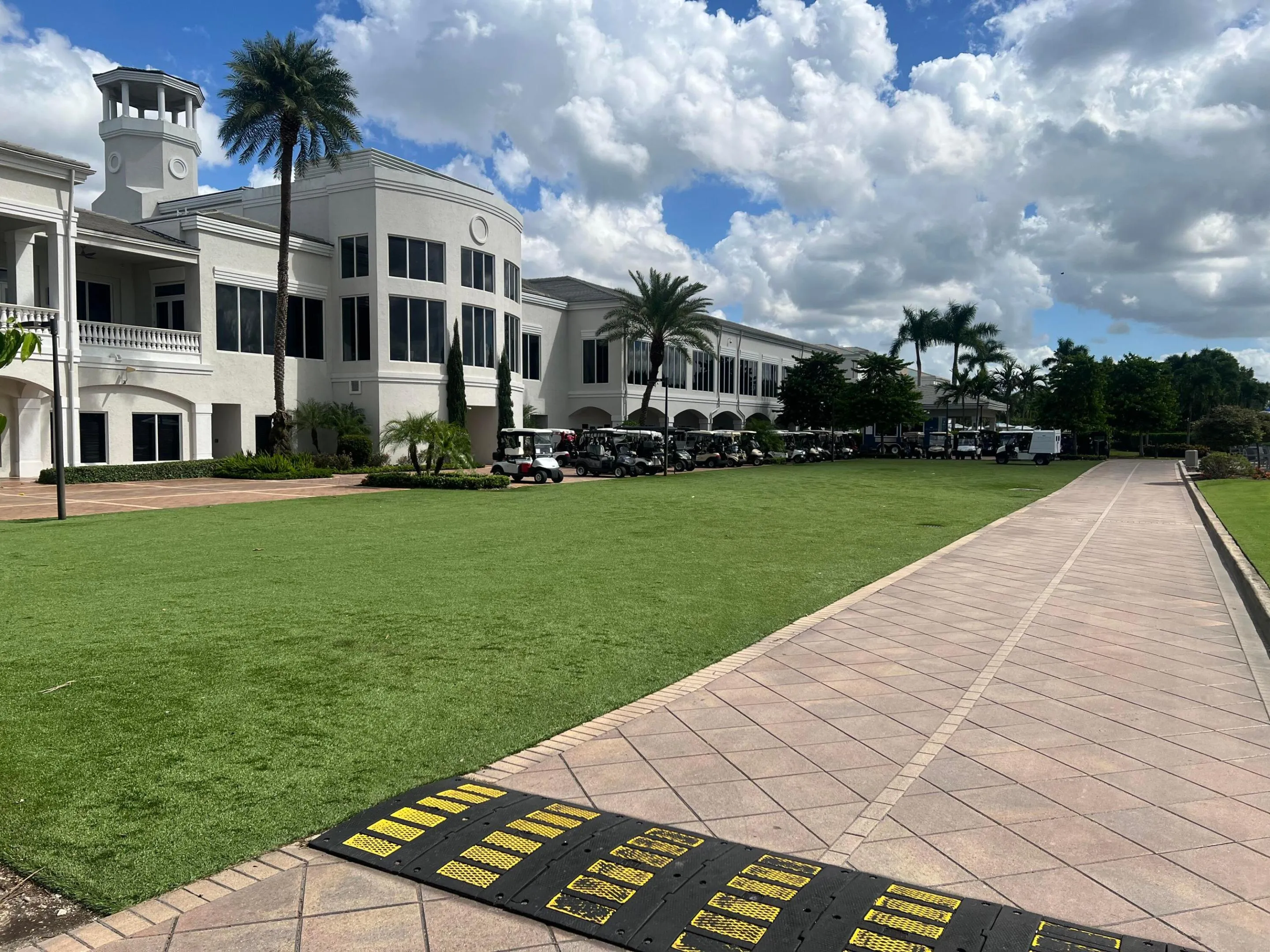 CLUB HOUSE IN THE BACK