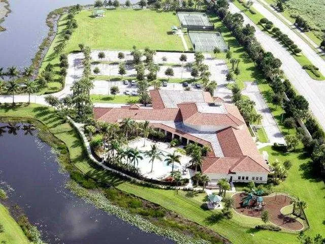 Island Club