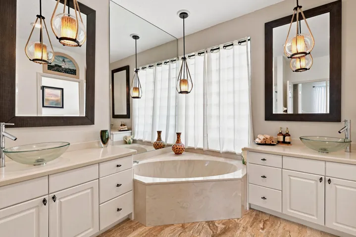 Master bath