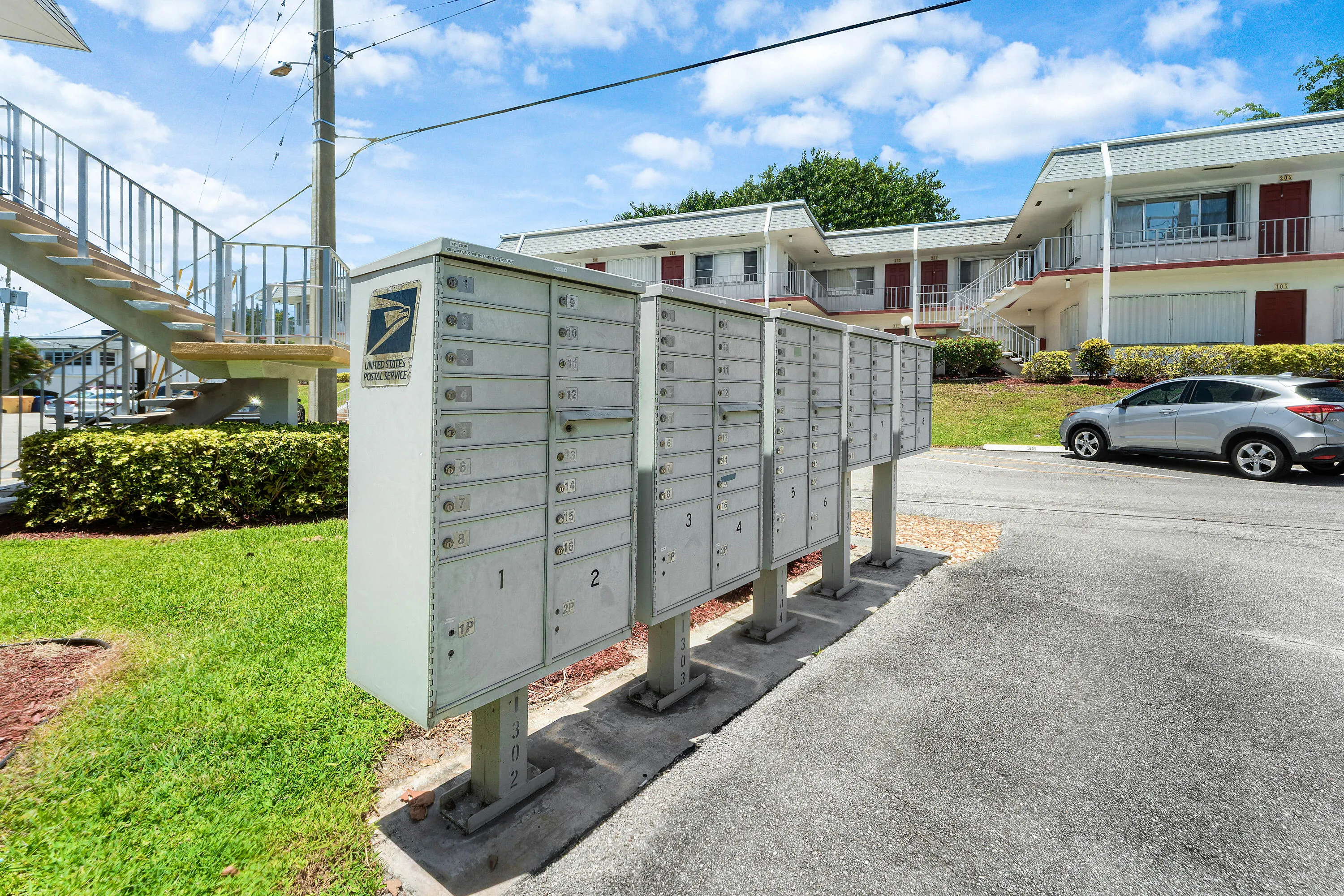 020-3120LakeOsborneDrive-106-LakeWorthBe