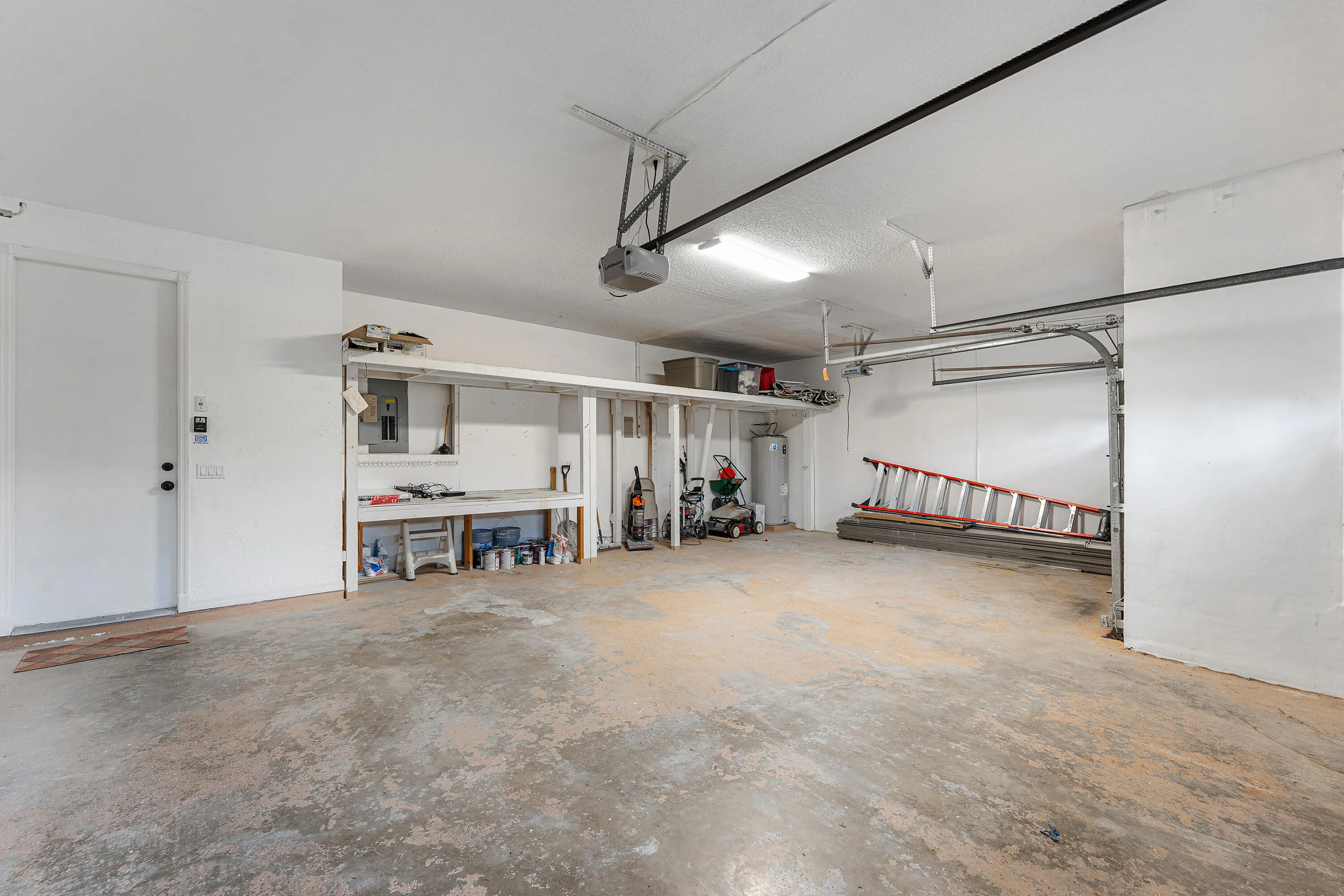 Three Car Garage
