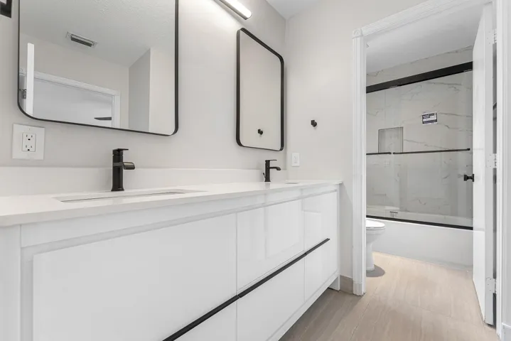Jack and Jill Bath