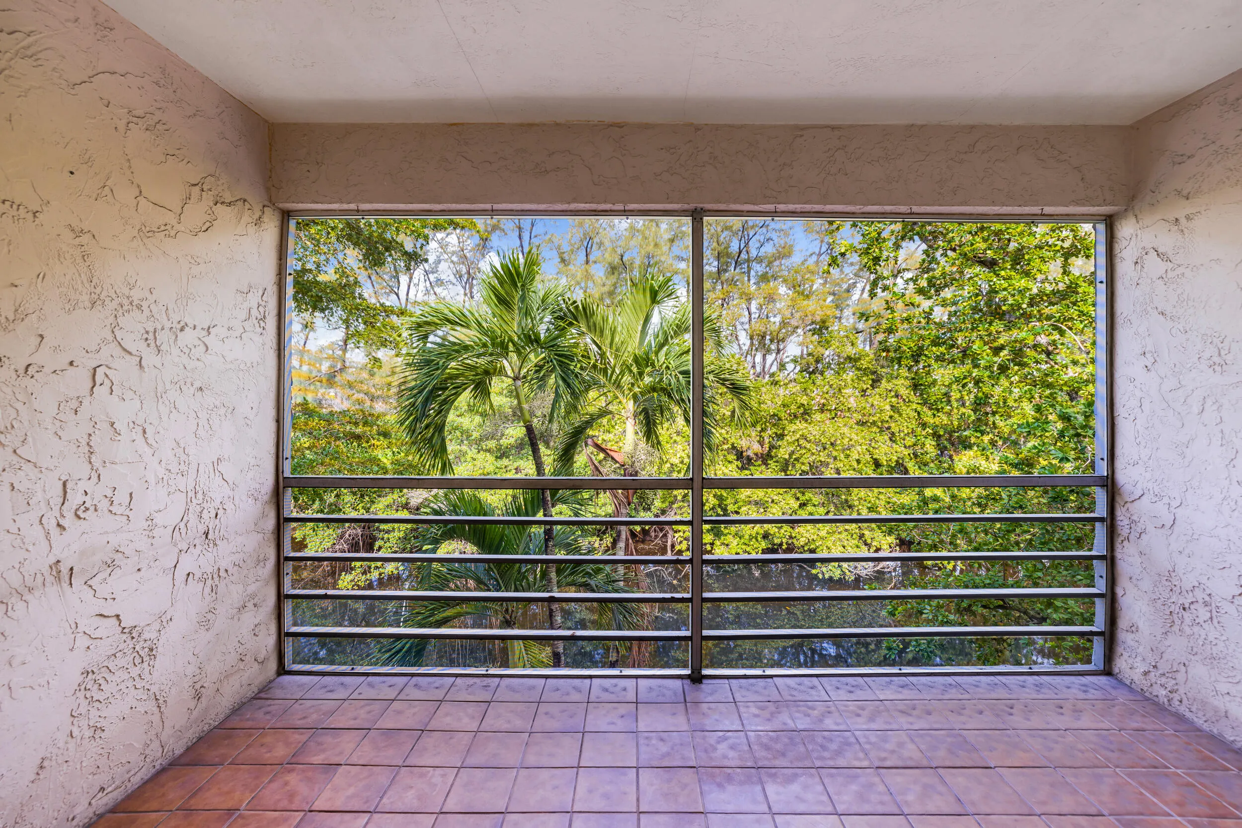 1400 NE 57th St-Fort Lauderdale #304 Nat