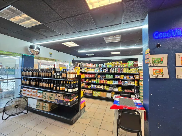 Supermarket