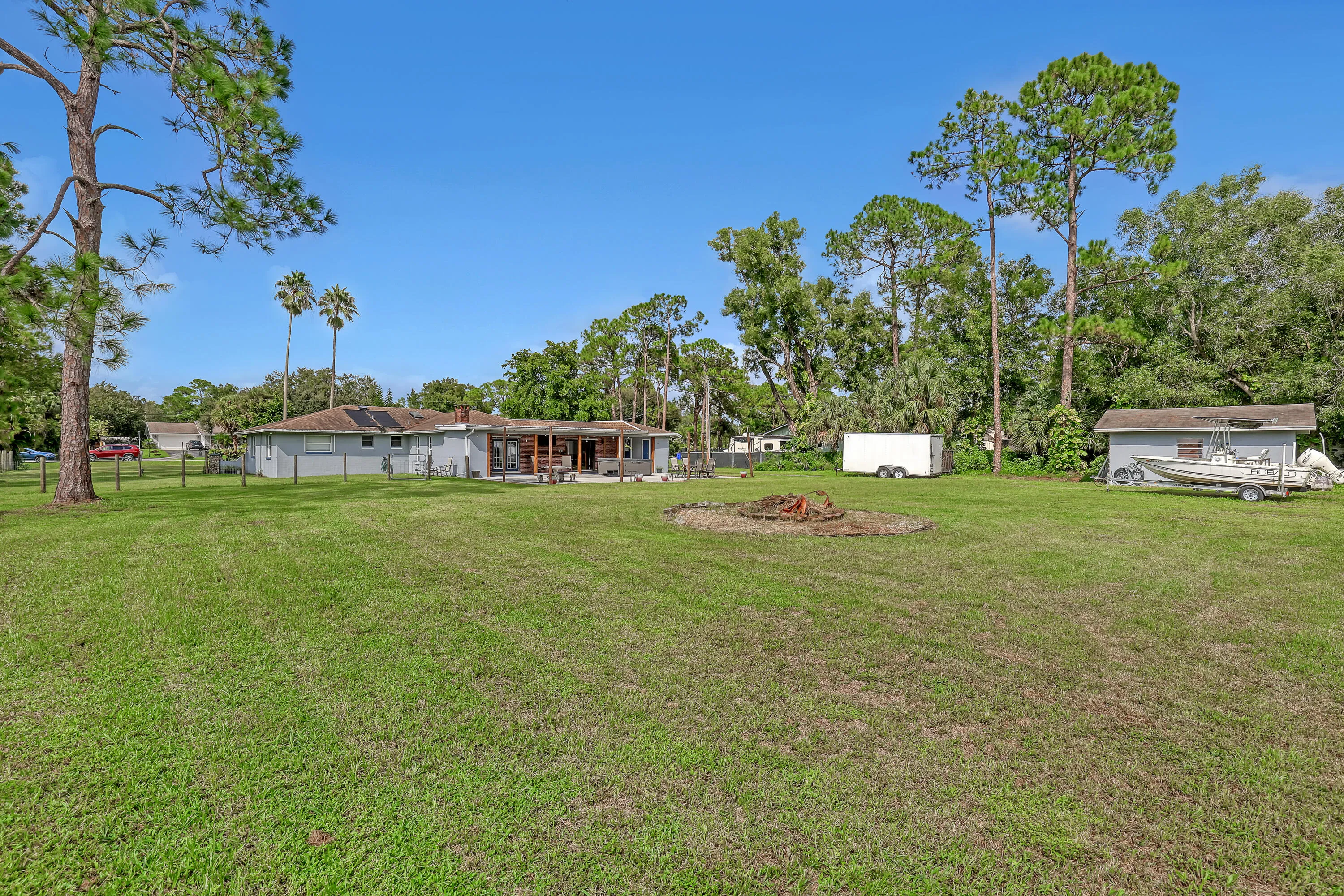 sideyardfenced