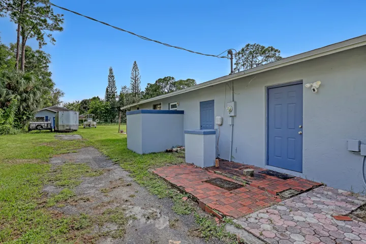 sideyard