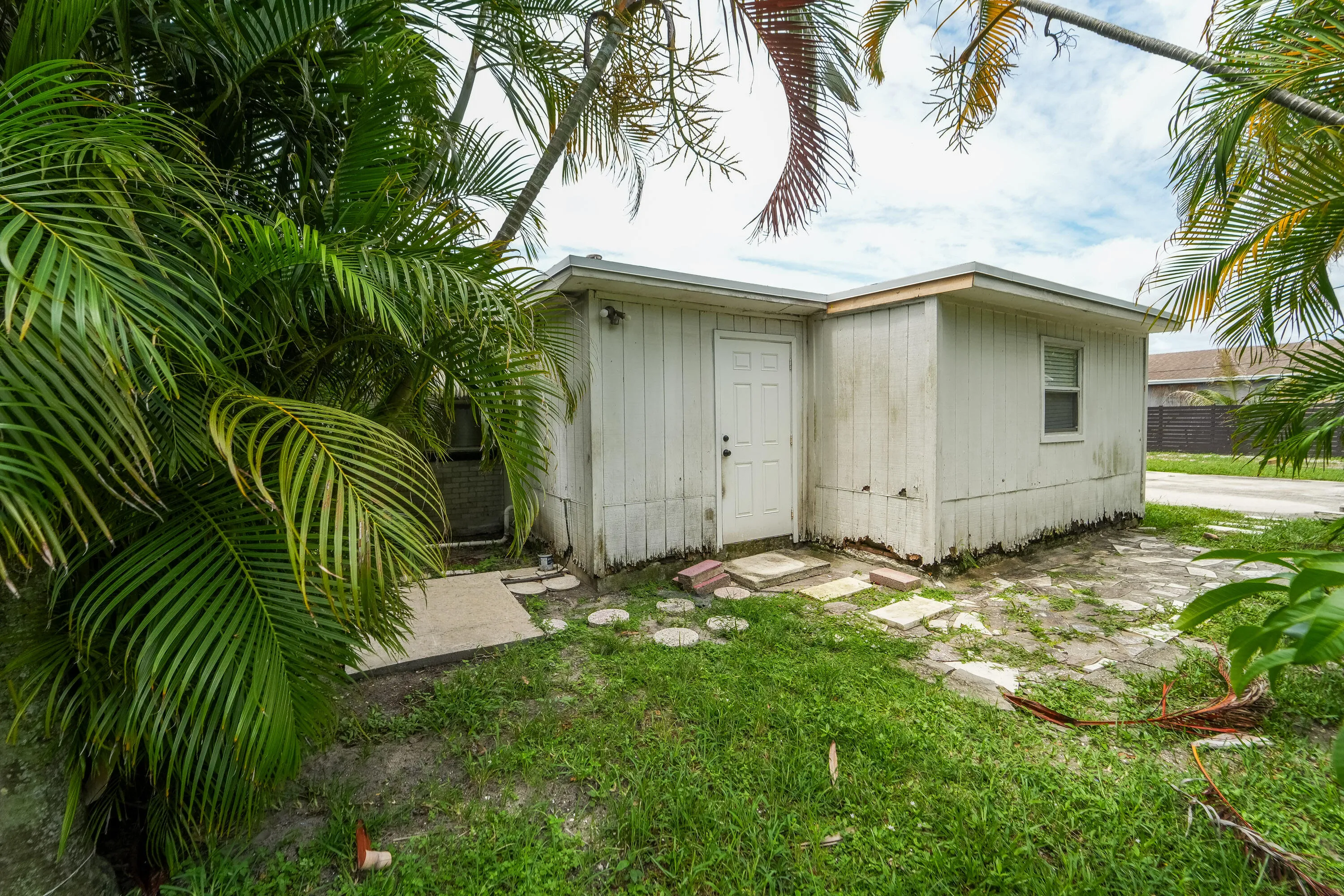 1007CharlesstreetWPB-9