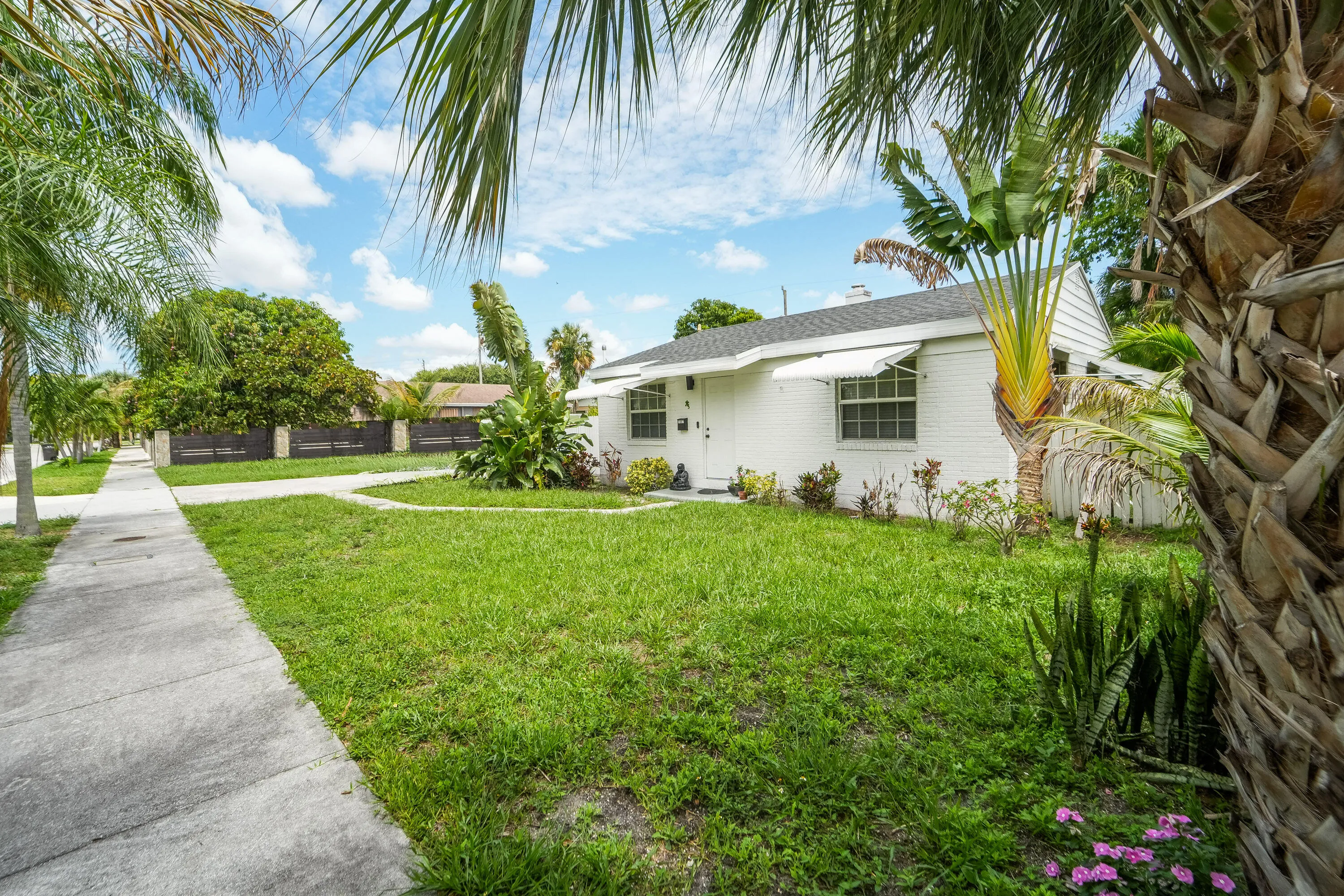1007CharlesstreetWPB-14
