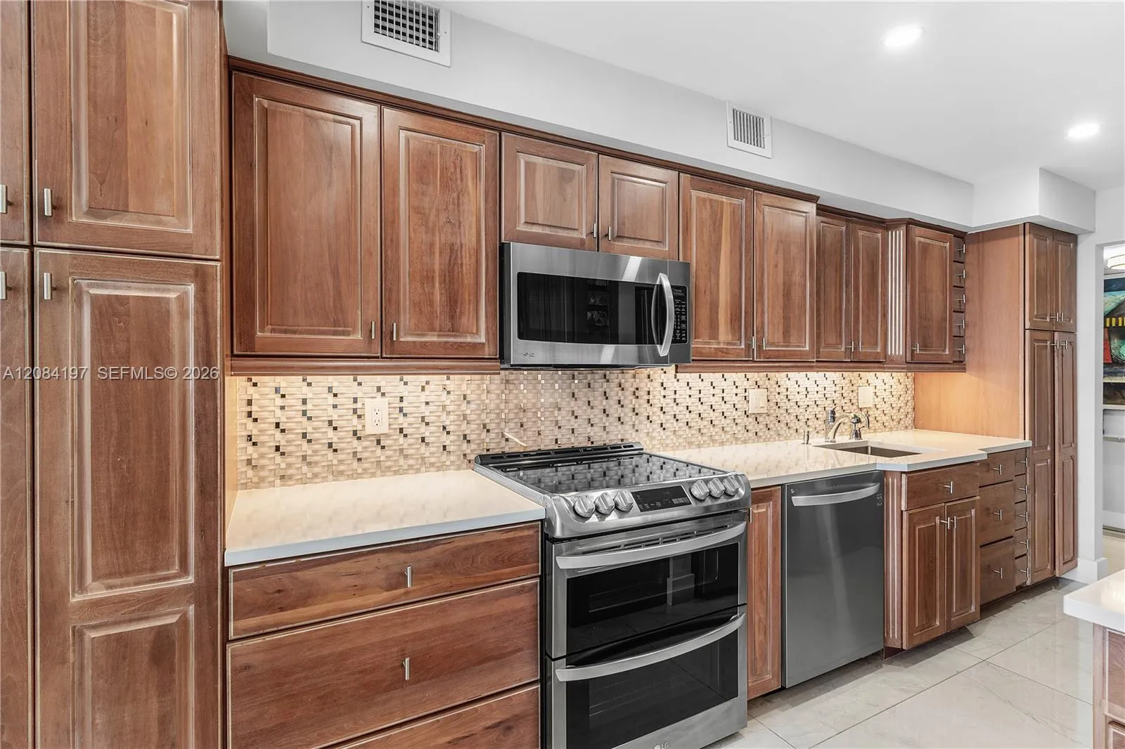 Custom Kitchen with 2 pantries, numerous drawers and cabinets