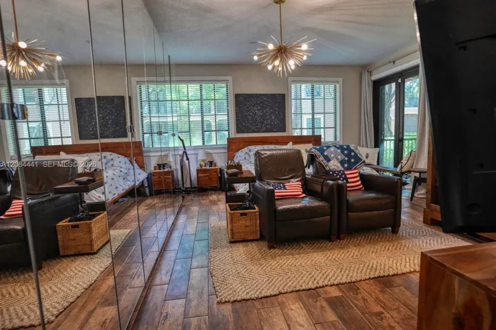 Extra large Master Bedroom