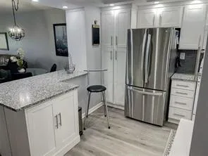 STAINLESS STEEL APPLIANCES!
