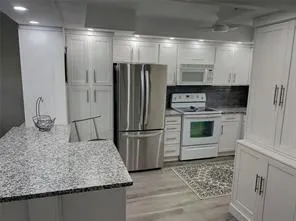 GRANITE, PANTRY, SNACK BAR