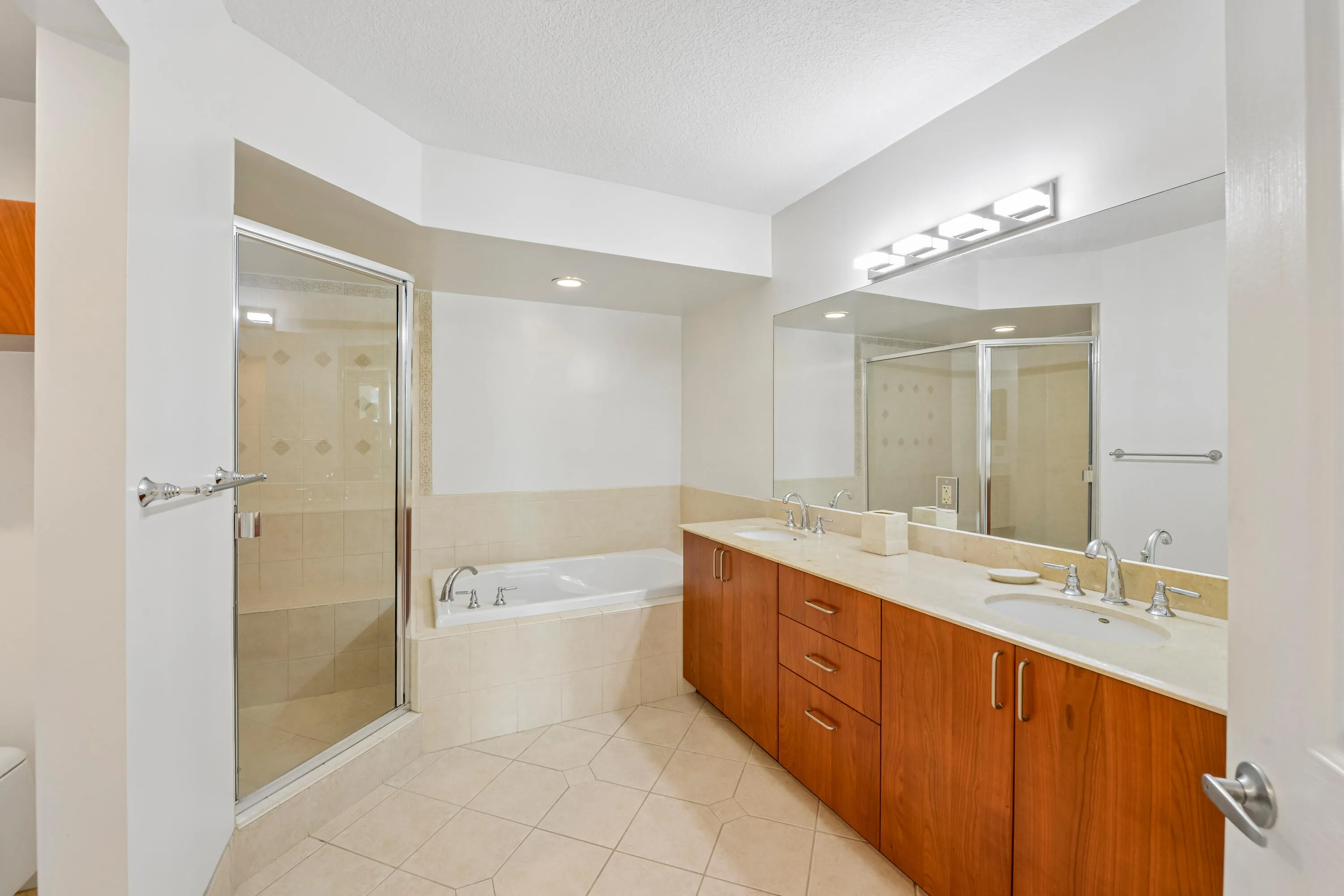 Dual sinks
