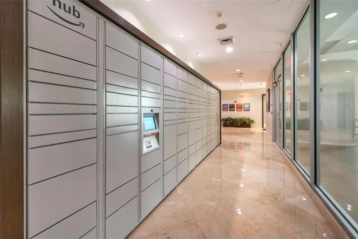 amazon locker