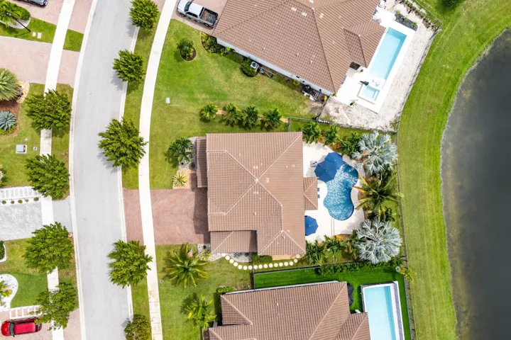 071-3196StrengLane-RoyalPalmBeach-FL-334