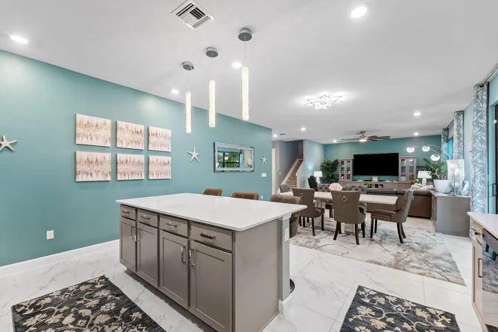 022-3196StrengLane-RoyalPalmBeach-FL-334