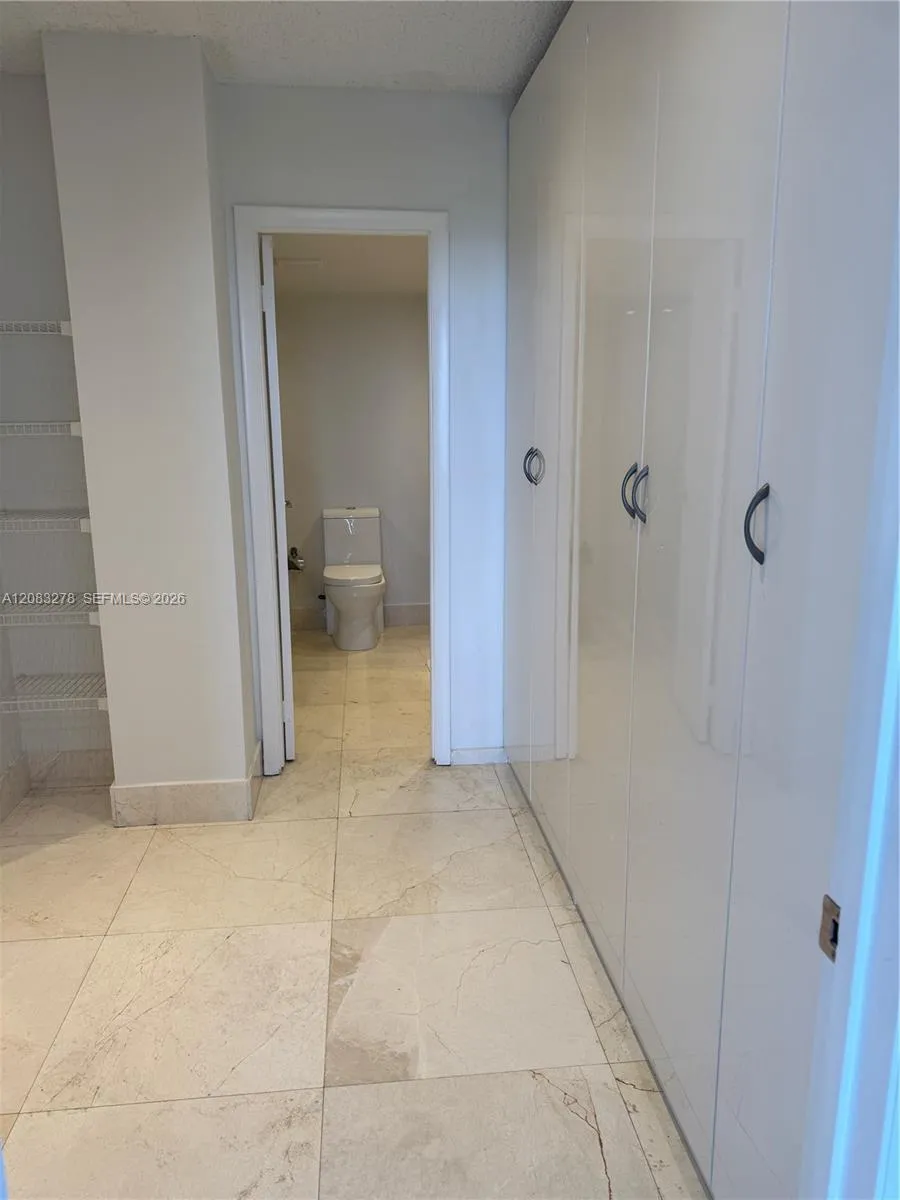 Walking Closet Master