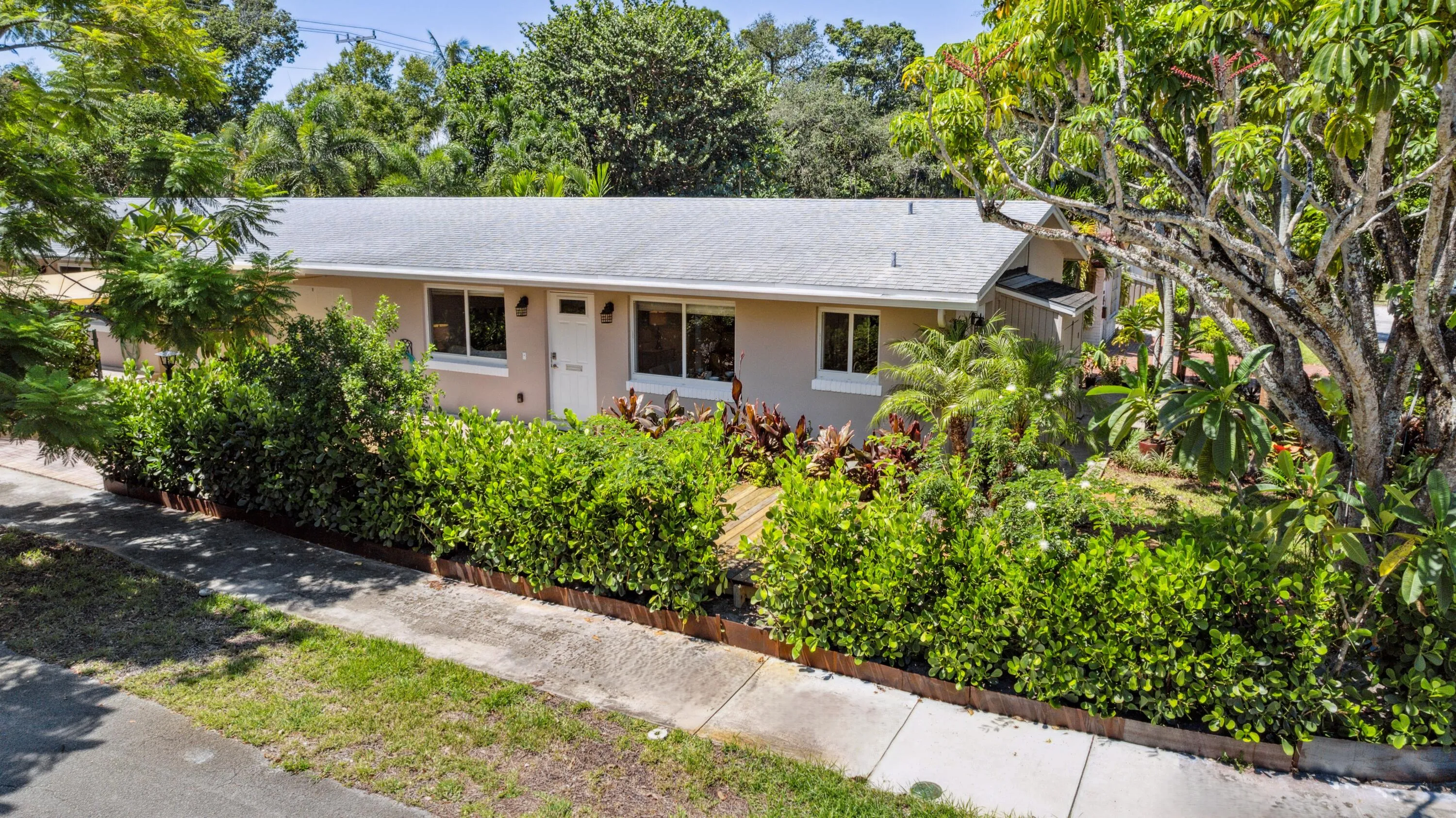 Mullins-1619 SW 8th Ave -1
