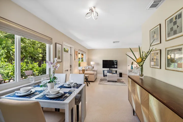 Mullins-1619 SW 8th Ave -9