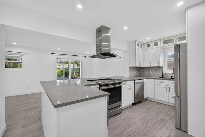Kitchen 1