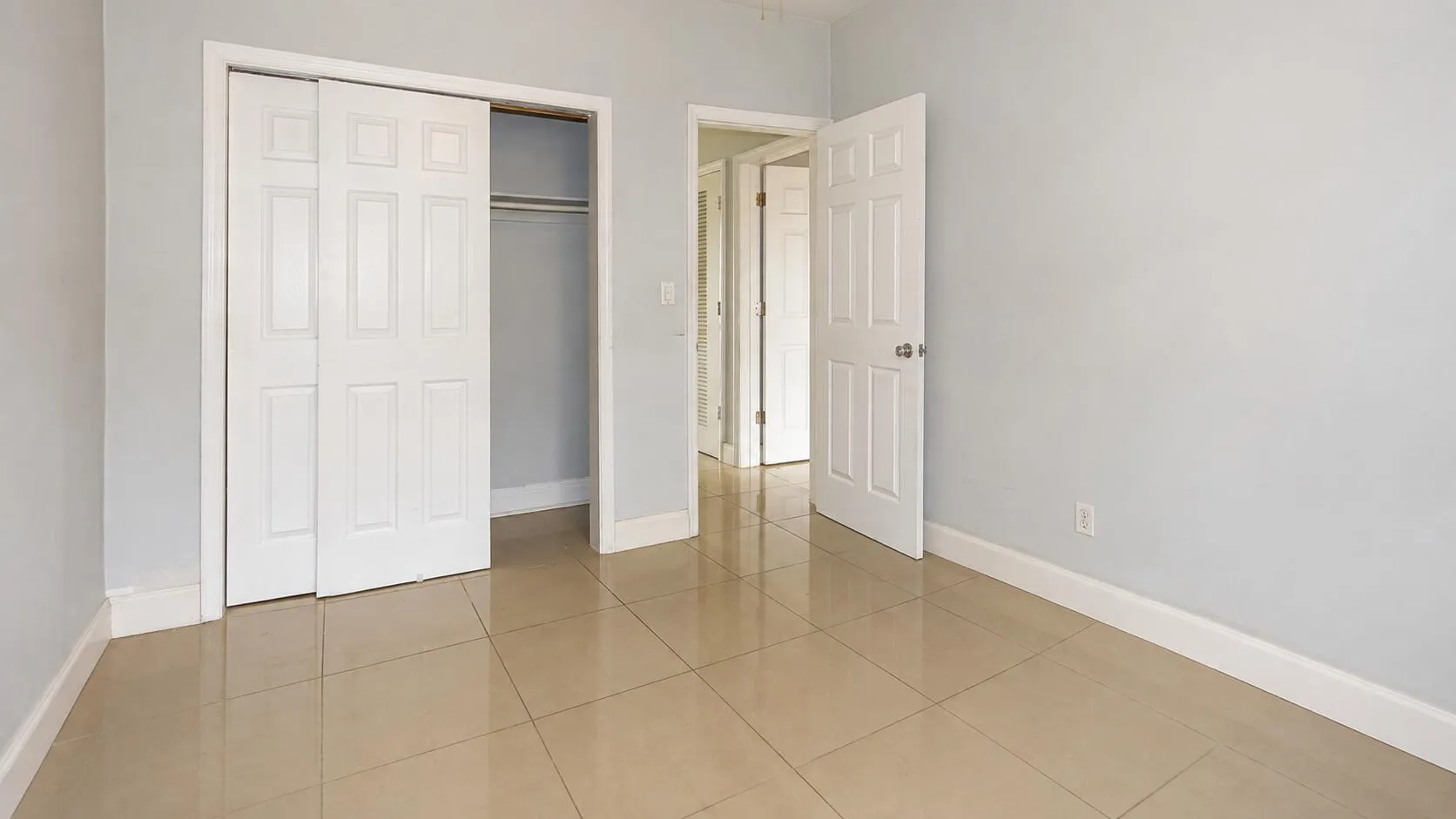 bedroom 2 (1)