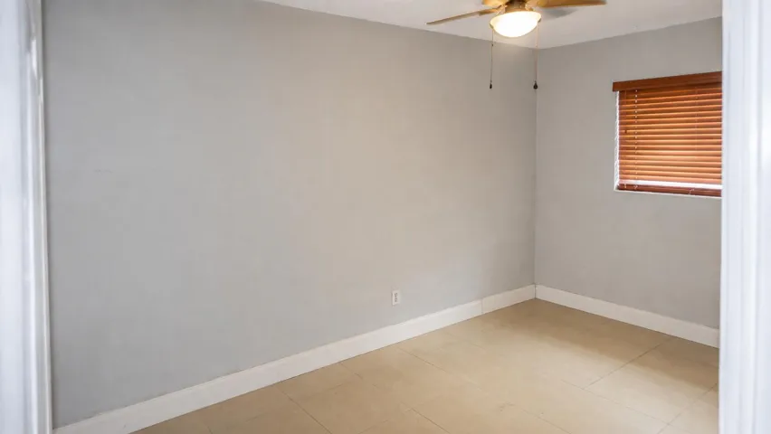 Primary Bedroom (1)
