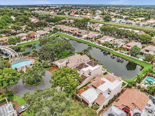 Amenities nearby
