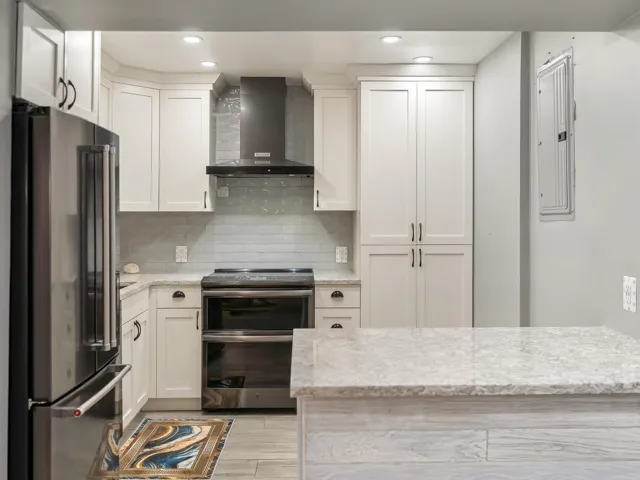2000 S Ocean Blvd. Cayla Interior Photos