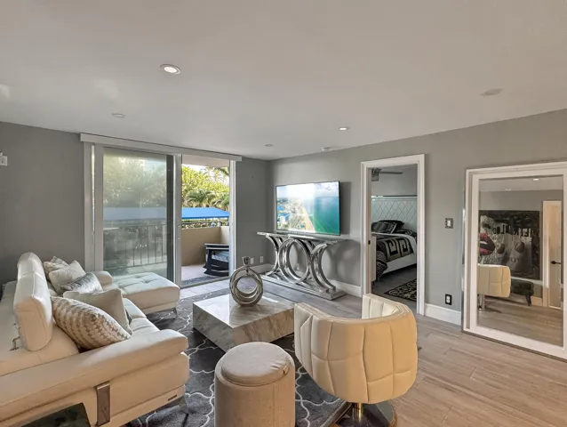 2000 S Ocean Blvd. Cayla Interior Photos