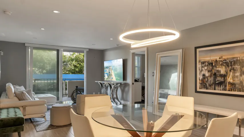 2000 S Ocean Blvd. Cayla Interior Photos