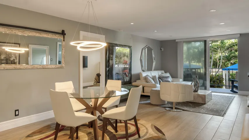 2000 S Ocean Blvd. Cayla Interior Photos