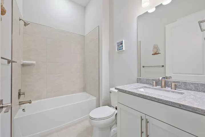 2nd Full Bathroom
