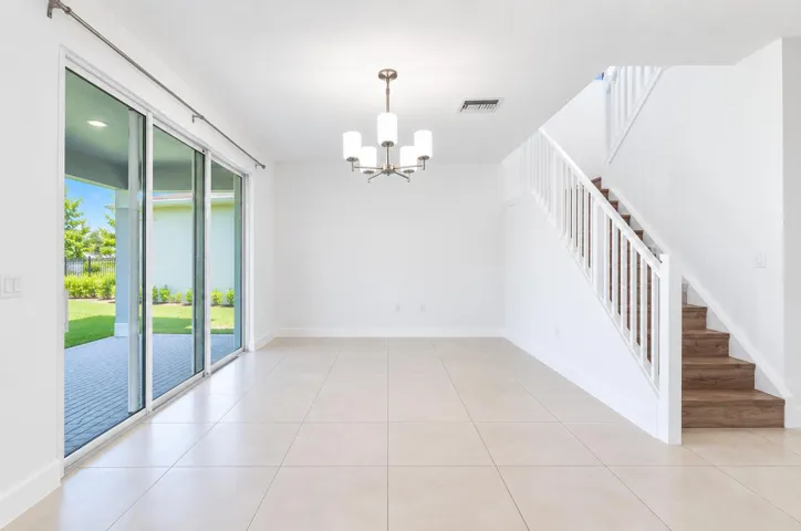 DINNER ROOM