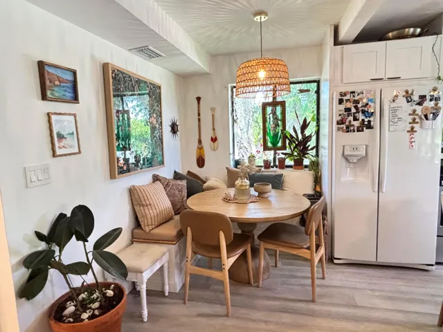Dining nook
