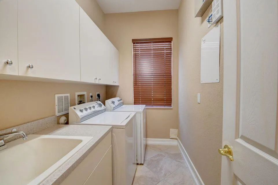 1st Floor Laundry
