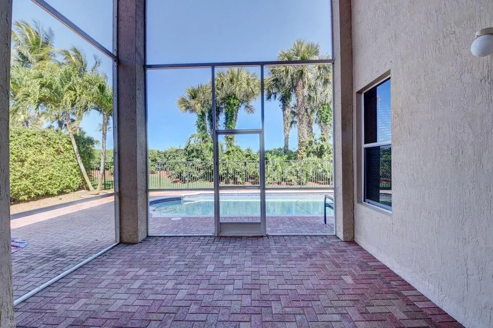 Screened Patio