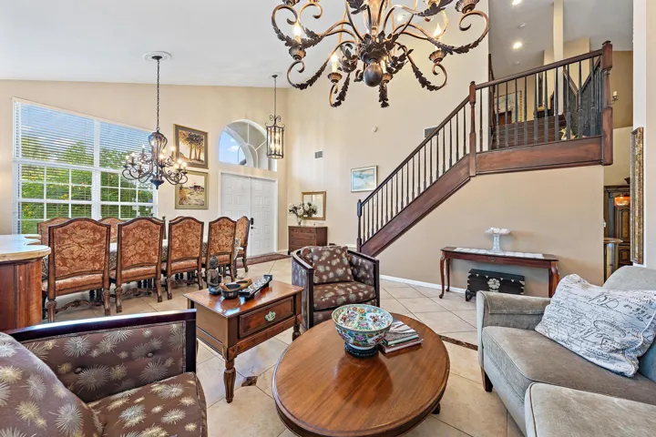 4636 Windward Cove Ln-2