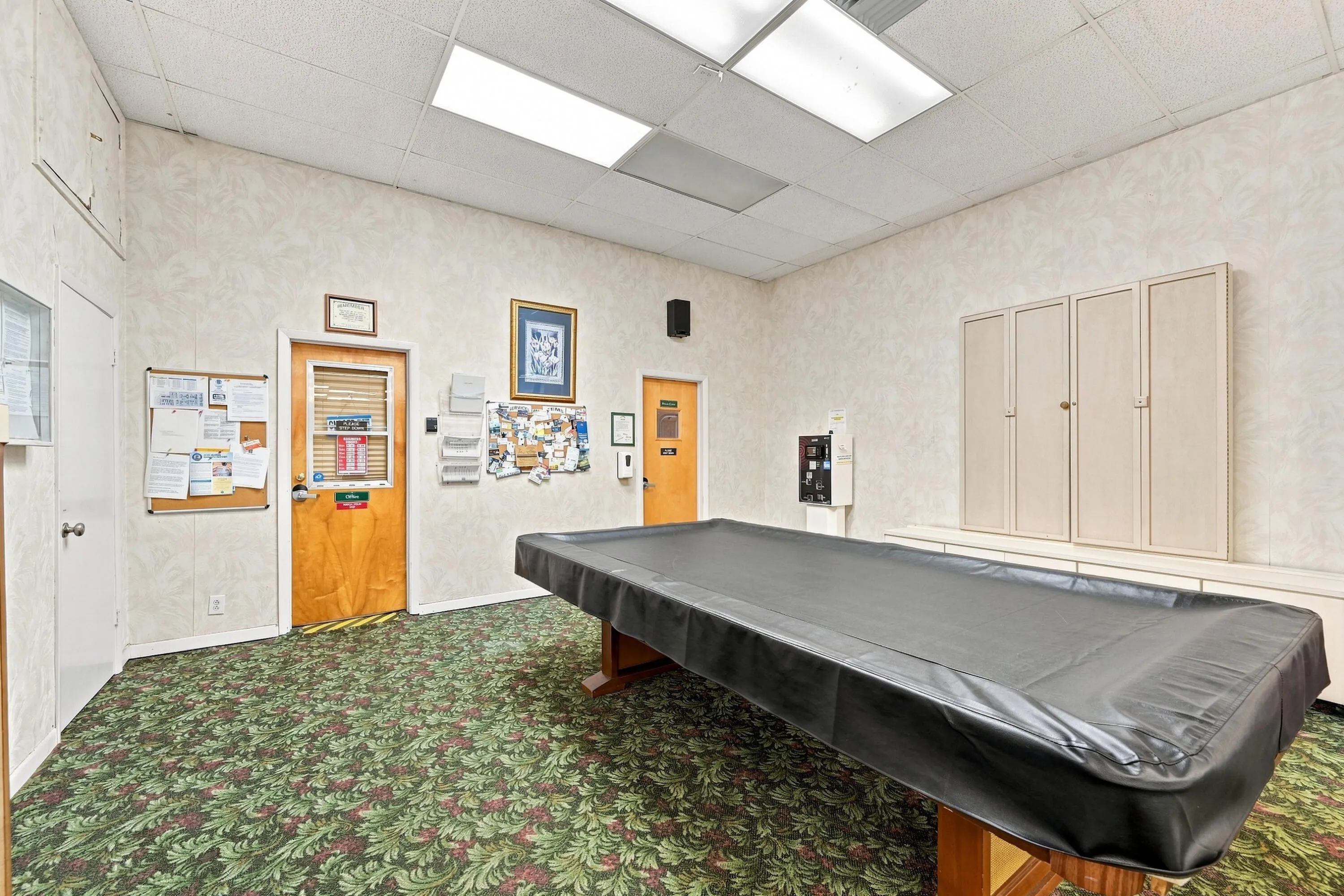 30_game room