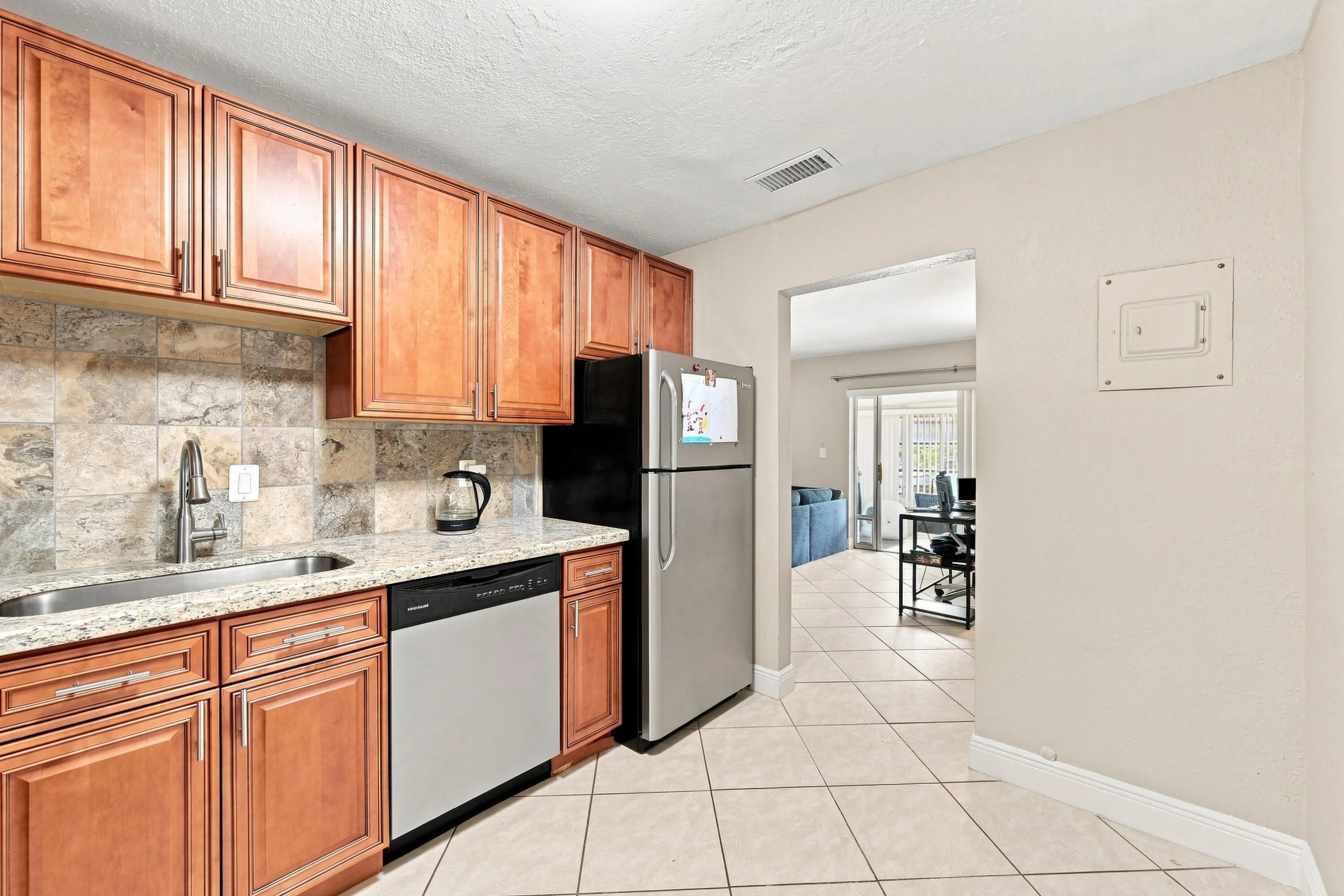 12_kitchen
