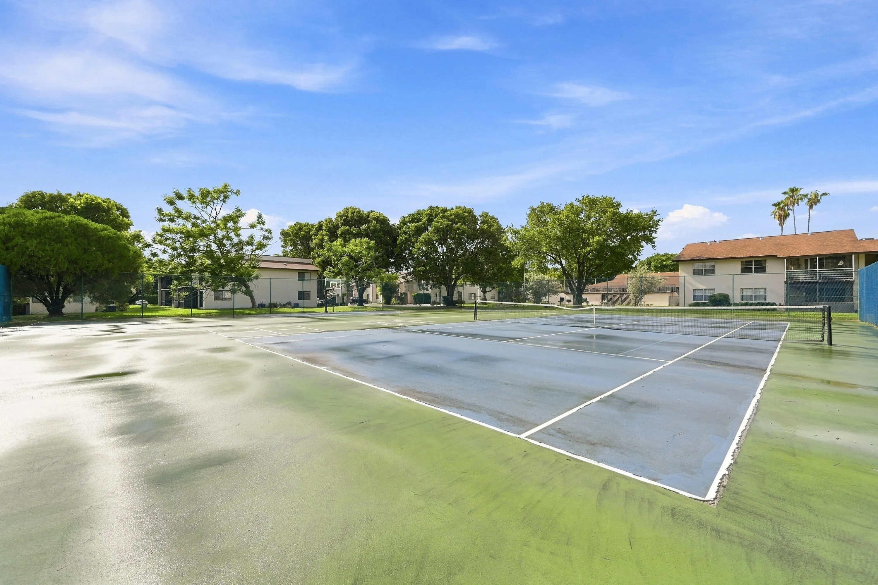 33_tennis court