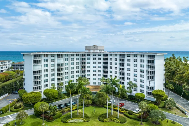 045-2295SouthOceanBoulevard-425-PalmBeac