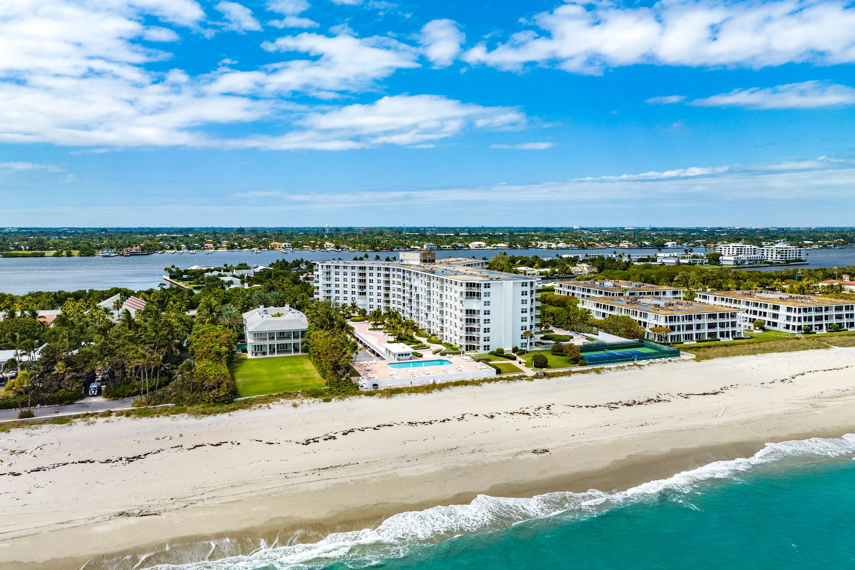 049-2295SouthOceanBoulevard-425-PalmBeac