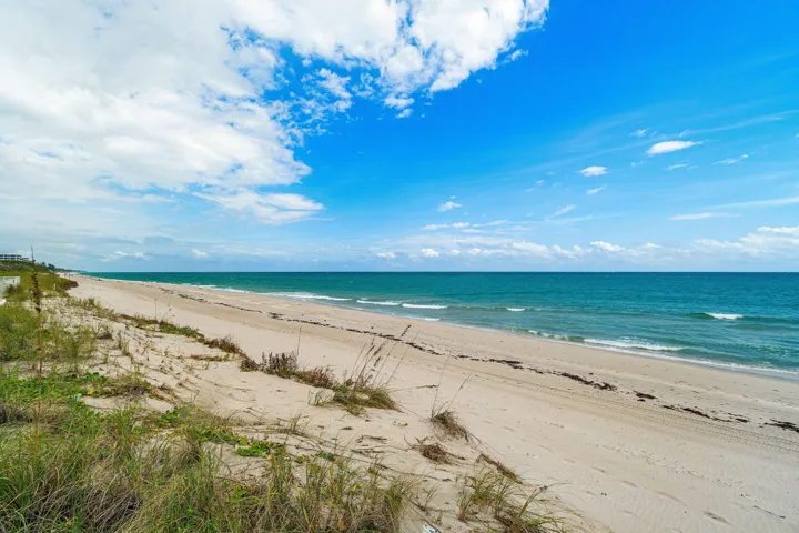 044-2295SouthOceanBoulevard-425-PalmBeac
